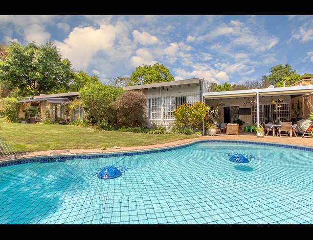 4 BEDROOM HOUSE FOR SALE IN BRYANSTON